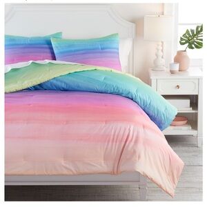 PB Teen Rainbow Ombre Comforter Twin